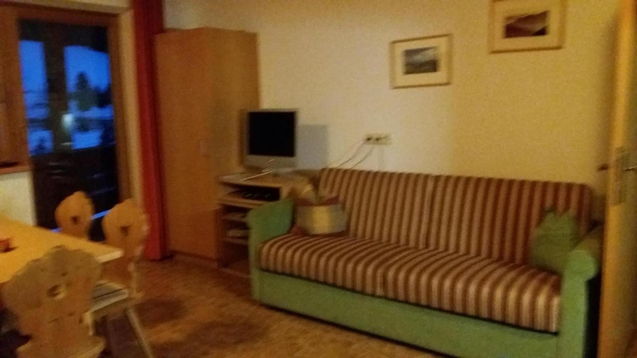 Aue, Ferienwohnung Tux Exterior foto